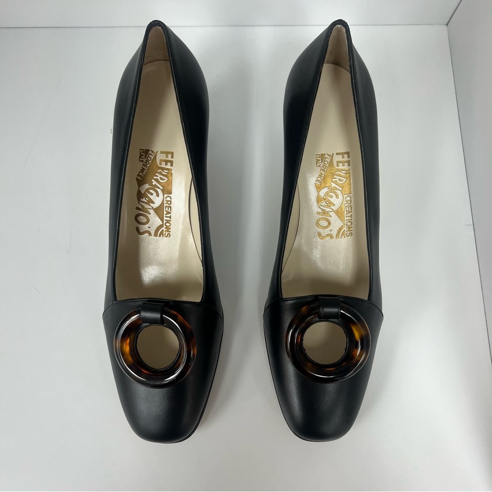 Salvatore Ferragamo Heels in Black - Picture 2 of 6